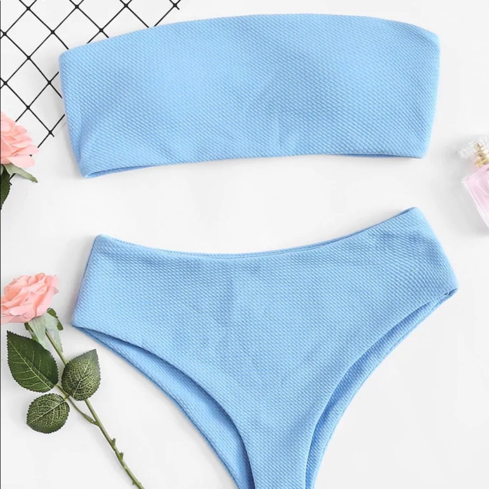 Blue high waisted bikini
